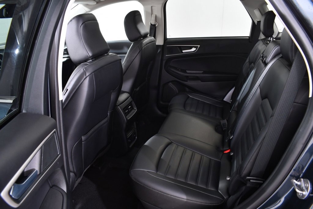 Used 2024 Ford Edge SEL w/ Convenience Package image 16