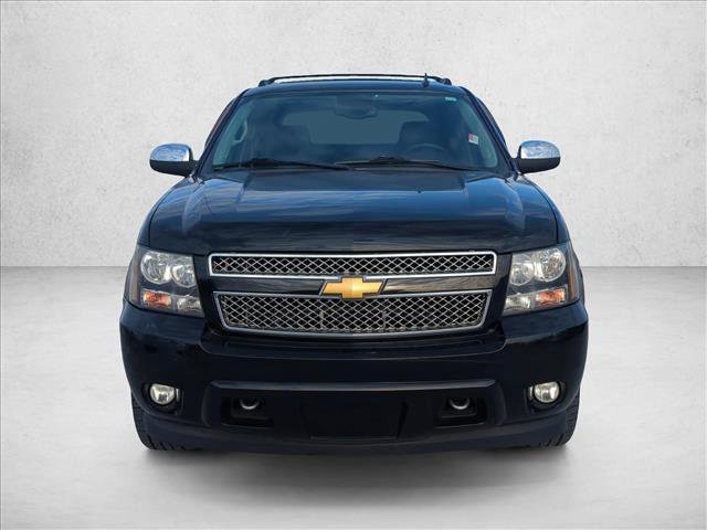 Used 2013 Chevrolet Avalanche LTZ image 2