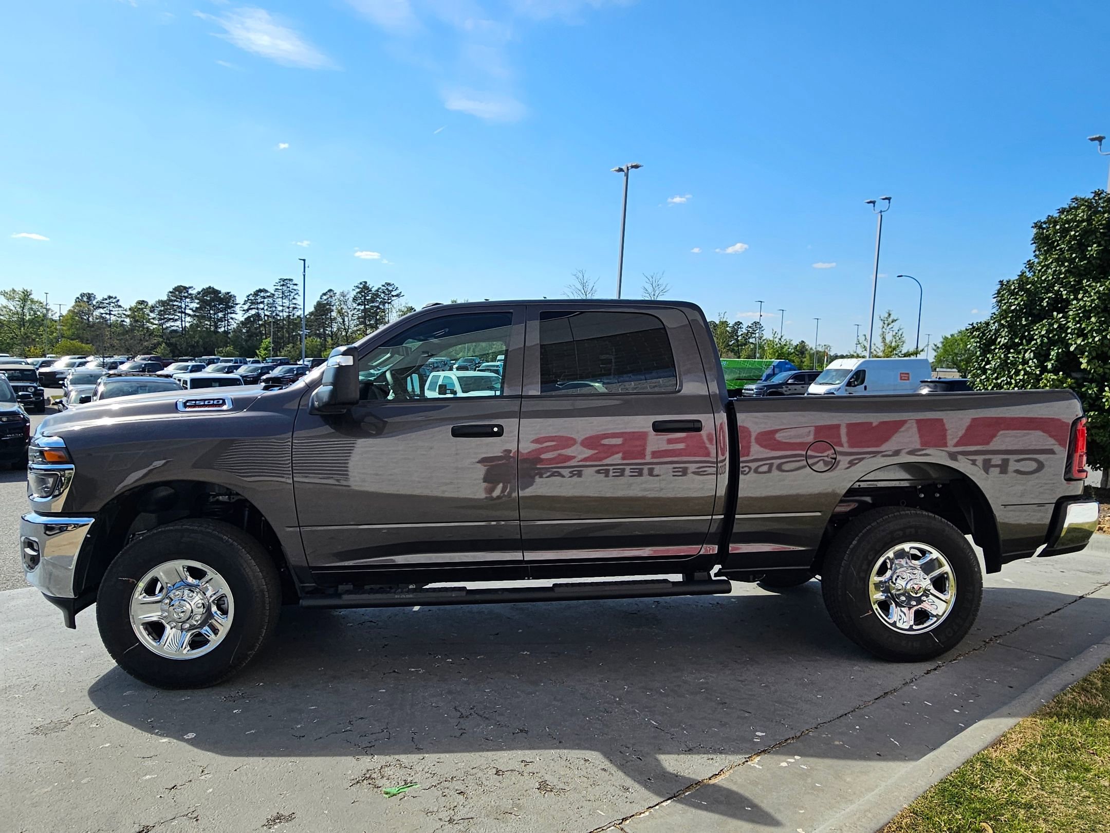 New 2026 RAM 2500 Tradesman AWD/4WD image 4