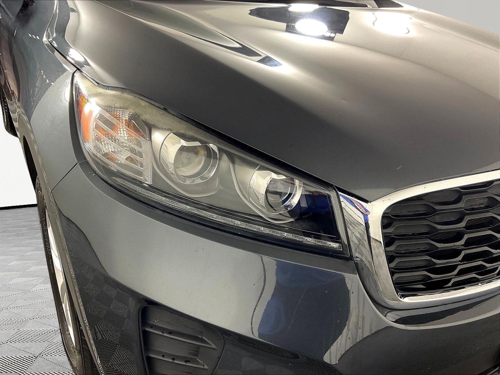 Used 2020 Kia Sorento LX FWD image 32