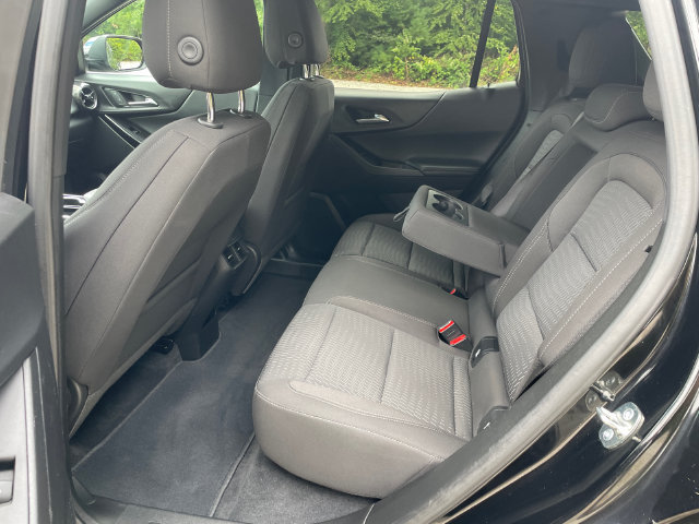 Used 2025 Chevrolet Equinox LT AWD/4WD image 19