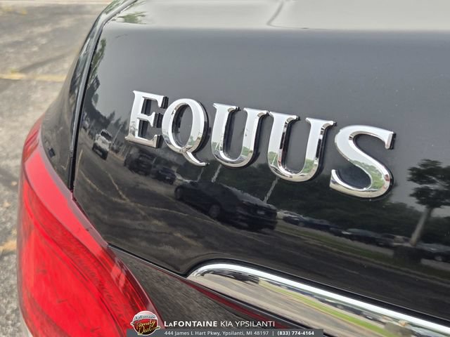 Used 2011 Hyundai Equus Signature RWD image 10