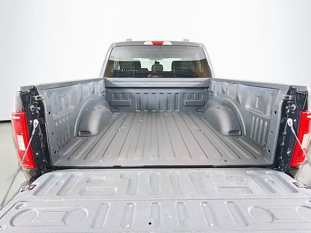 Used 2022 Ford F150 XLT w/ XTR Package AWD/4WD image 15