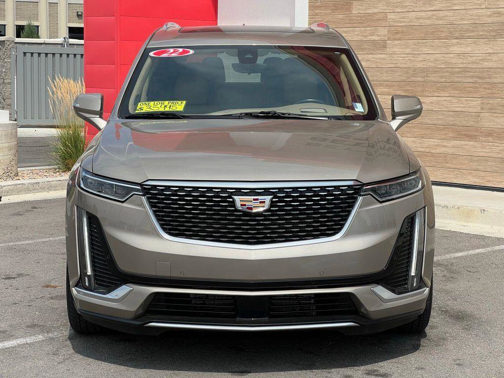 Used 2022 Cadillac XT6 Premium Luxury w/ Platinum Package image 3