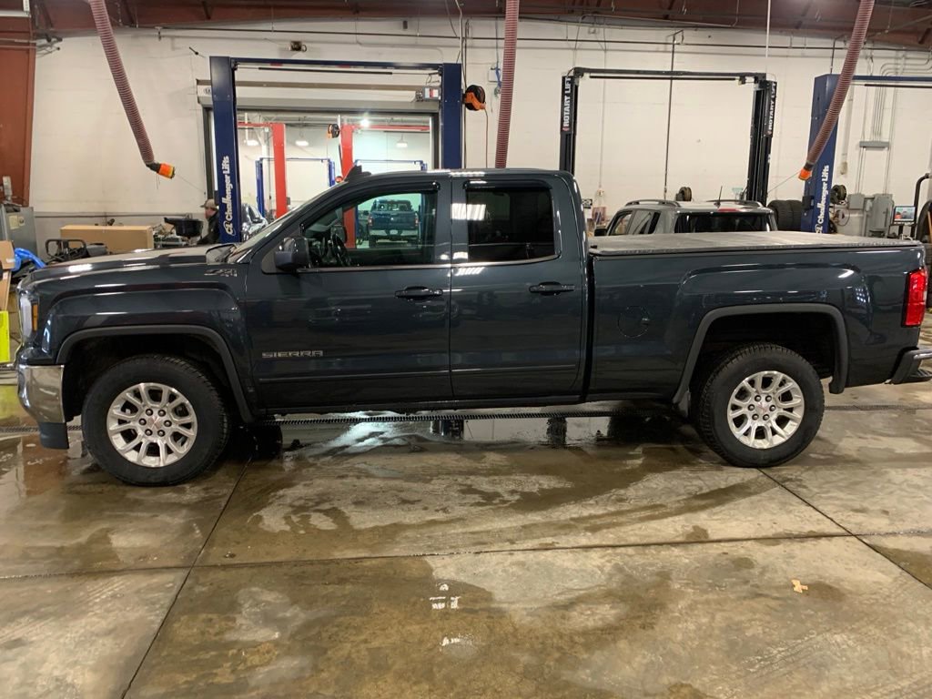 Used 2018 GMC Sierra 1500 SLE w/ SLE Value Package image 3