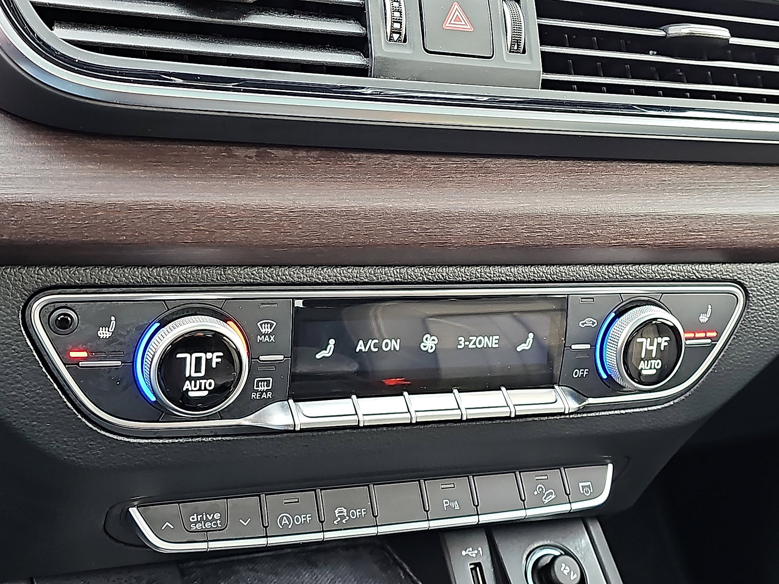 Used 2022 Audi Q5 2.0T Premium Plus w/ Premium Plus Package image 17