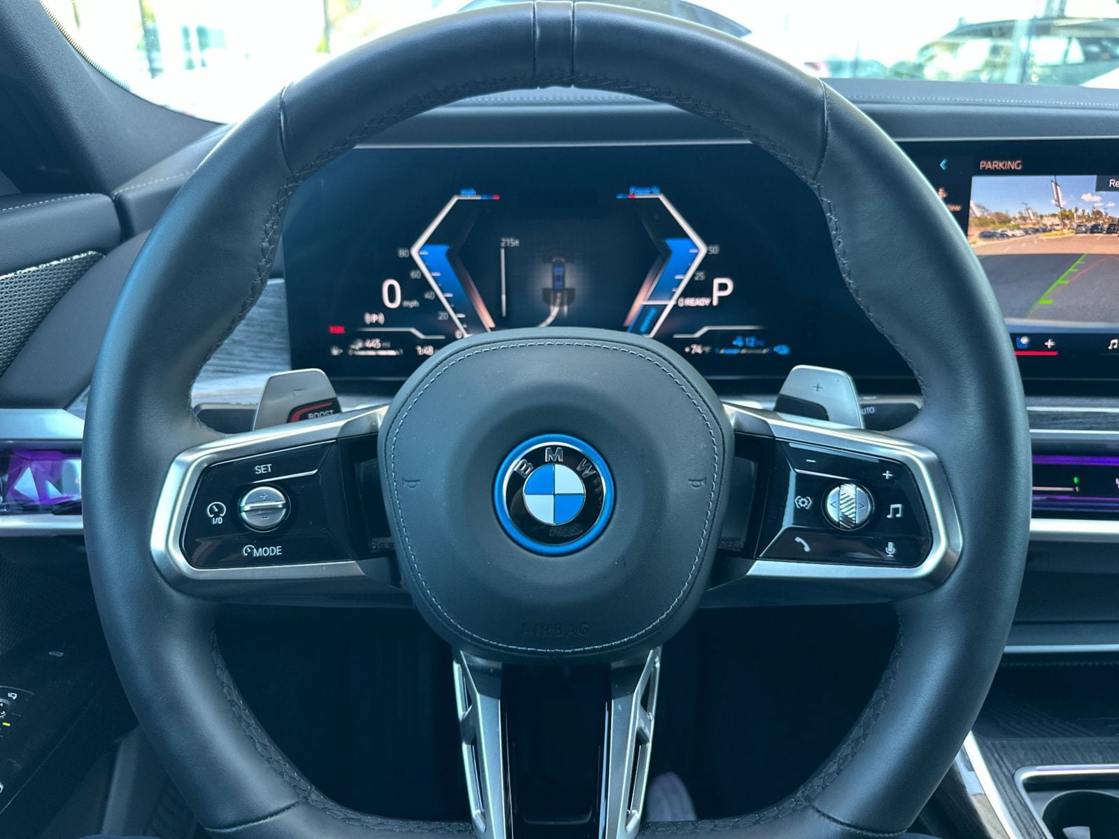 Used 2026 BMW 750e xDrive w/ Executive Package AWD/4WD image 25