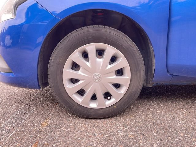 Used 2017 Nissan Versa SV FWD image 29