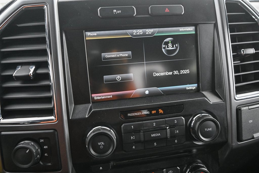 Used 2015 Ford F150 XLT w/ Equipment Group 302A Luxury image 35