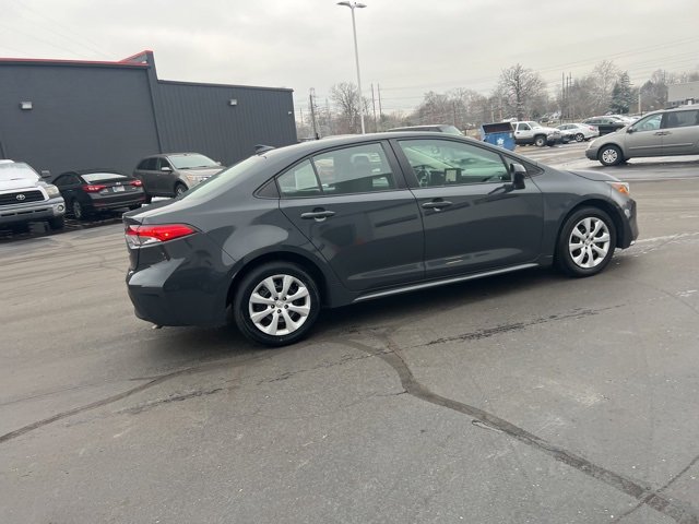 Used 2024 Toyota Corolla LE image 7
