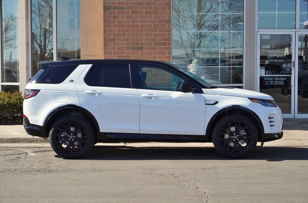 Certified 2026 Land Rover Discovery Sport Landmark AWD/4WD image 7