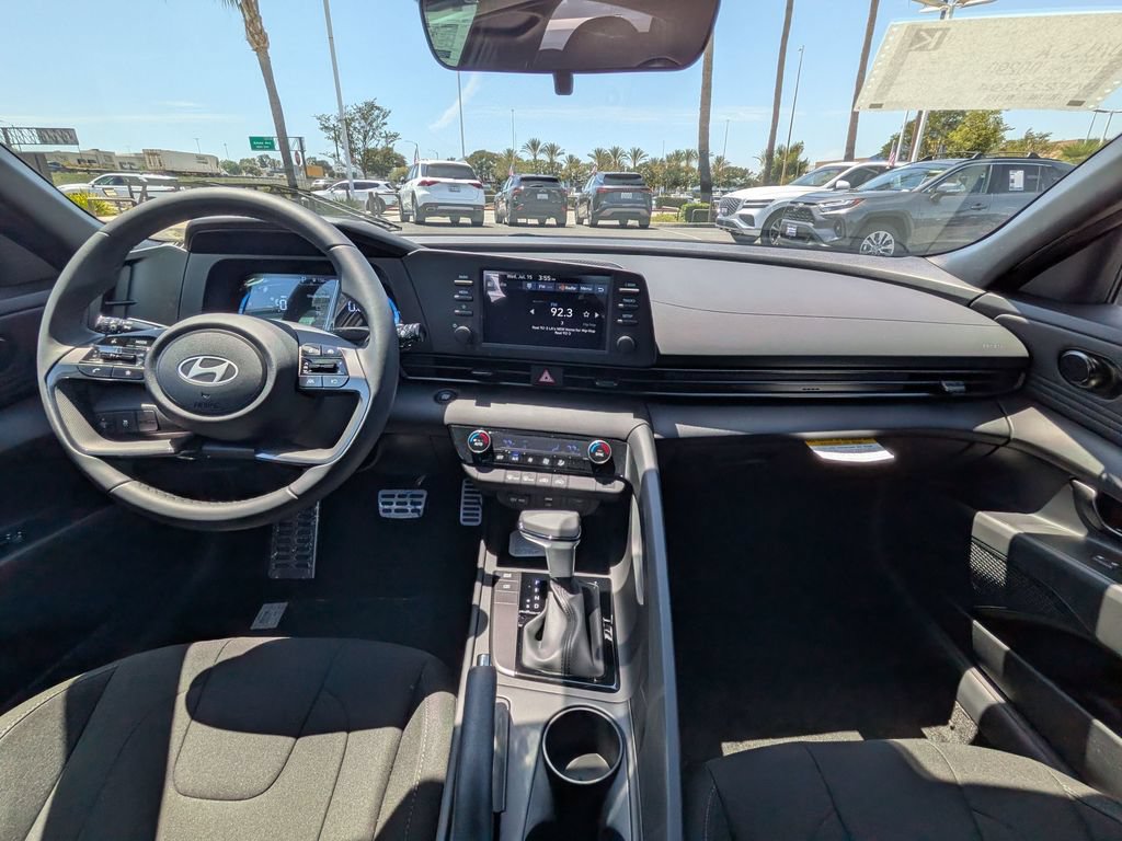 New 2026 Hyundai Elantra Sport FWD image 26