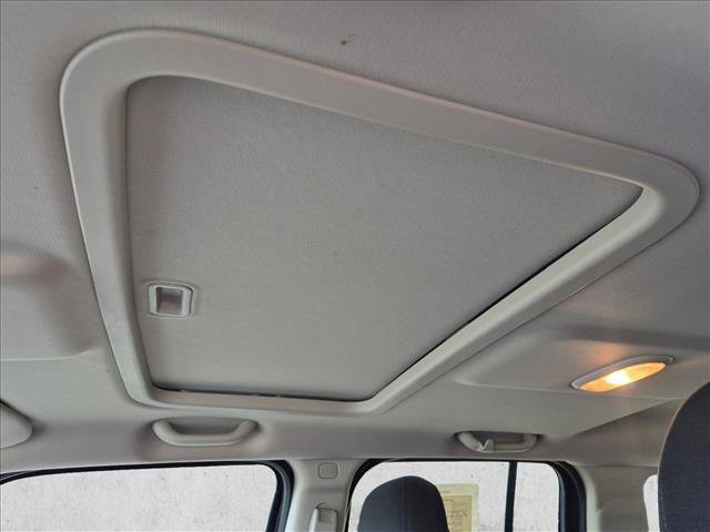 Used 2014 Jeep Patriot Latitude w/ Sun/Sound Group AWD/4WD image 16