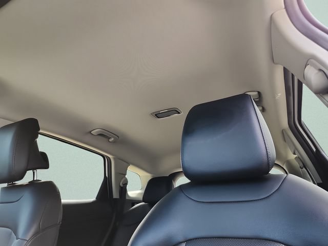 Certified 2025 Kia Sportage EX FWD image 29