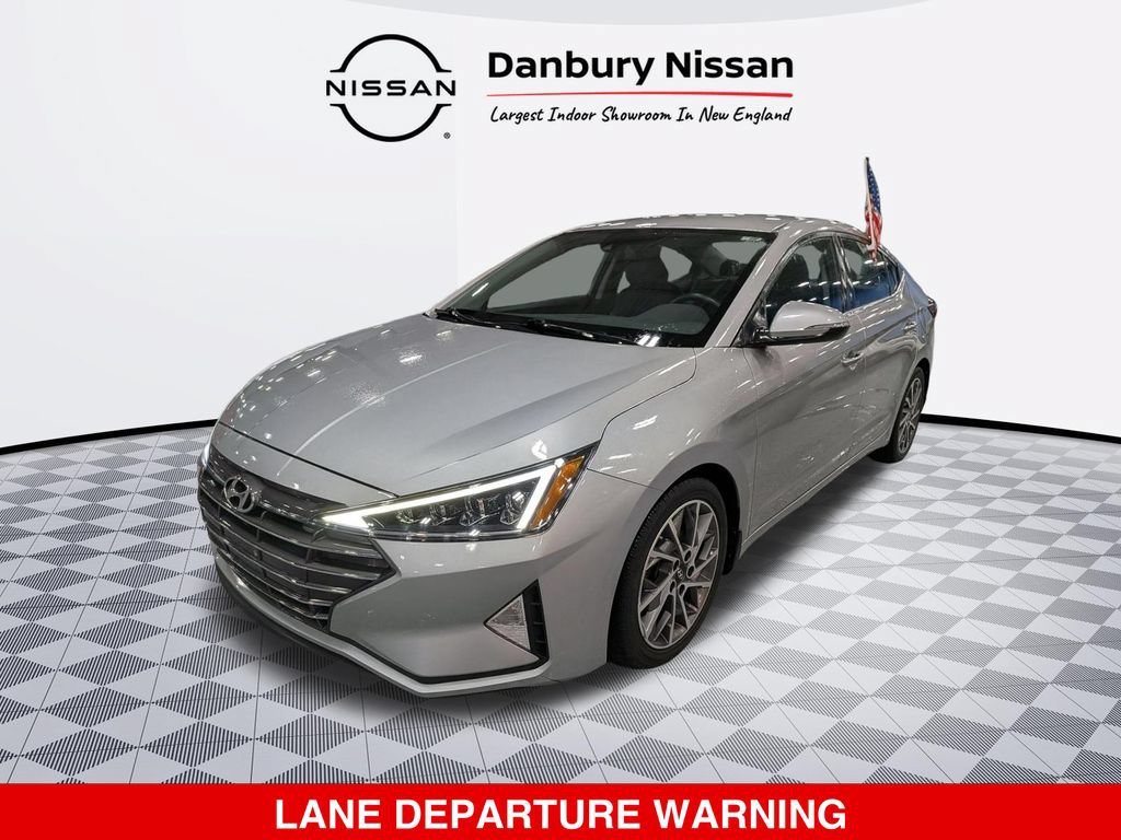 Used 2020 Hyundai Elantra Limited w/ Cargo Package (C1) FWD image 8