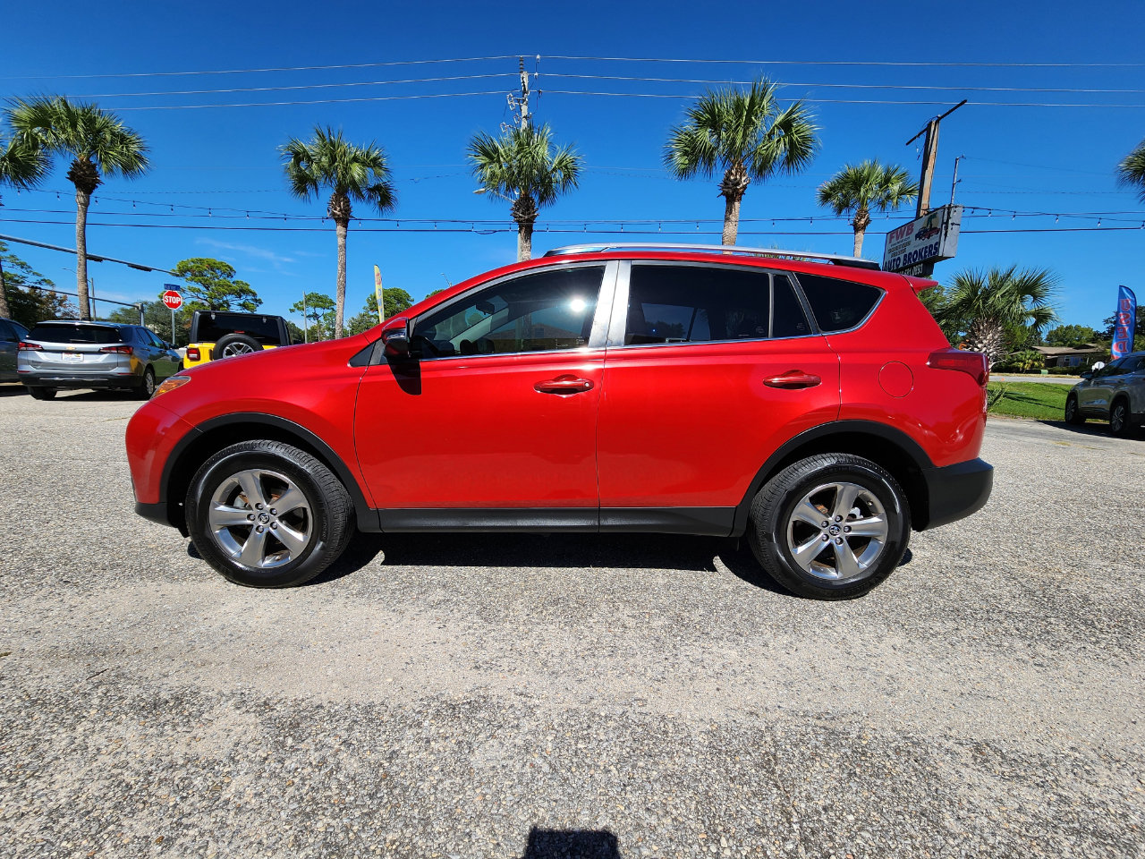 Used 2015 Toyota RAV4 XLE image 2