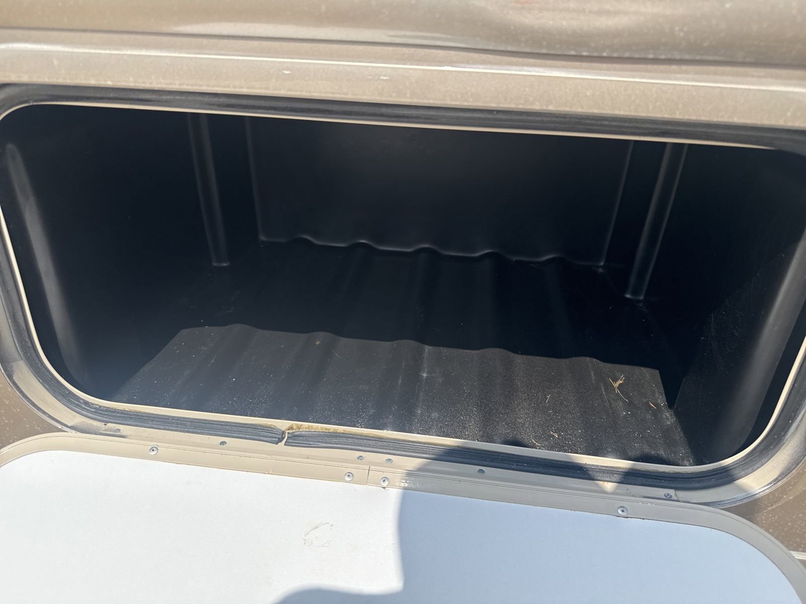 Used 2018 Ford E-450 and Econoline 450 Super Duty w/ Motorhome Prep Package RWD image 52