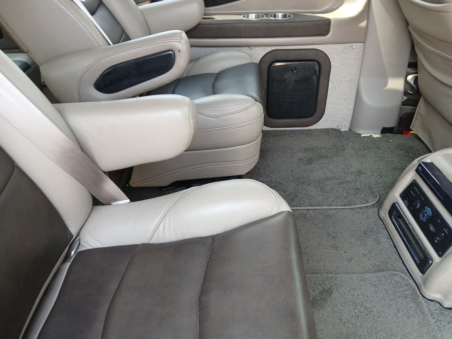 Used 2021 Chevrolet Express 2500 w/ Enhanced Convenience Package RWD image 59