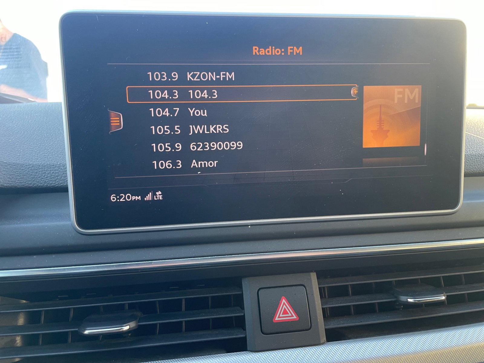 Used 2017 Audi A4 2.0T Premium w/ Convenience Package image 23