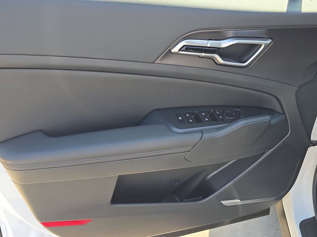 New 2026 Kia Sportage EX image 17
