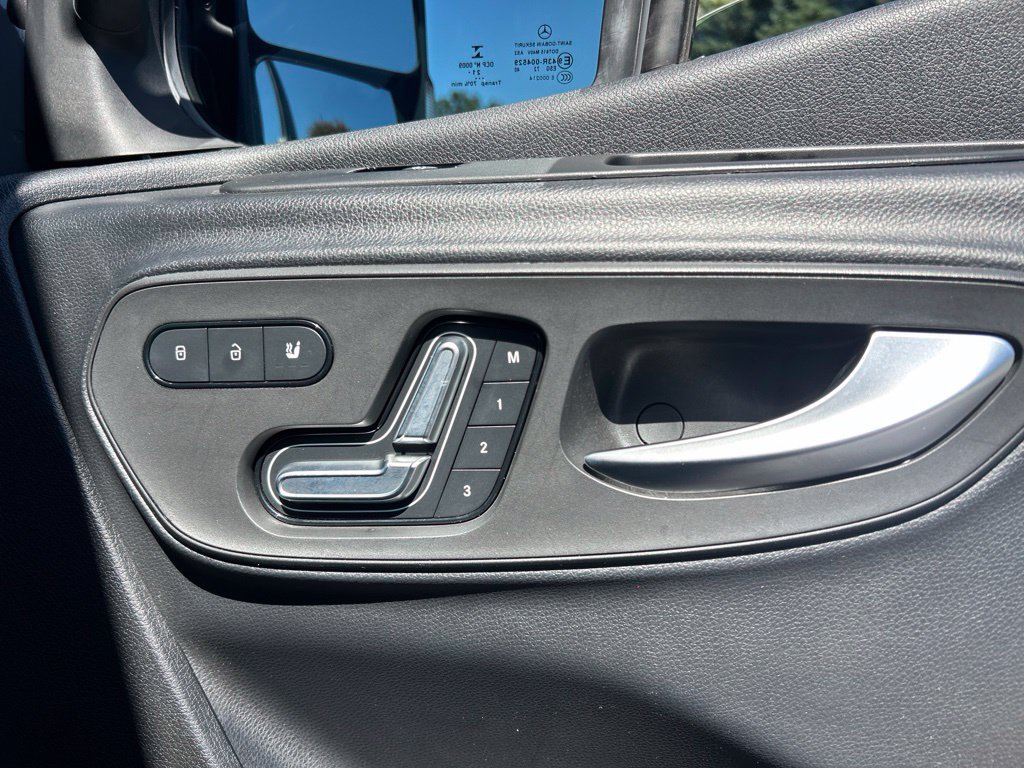 Used 2022 Mercedes-Benz Sprinter 2500 image 80