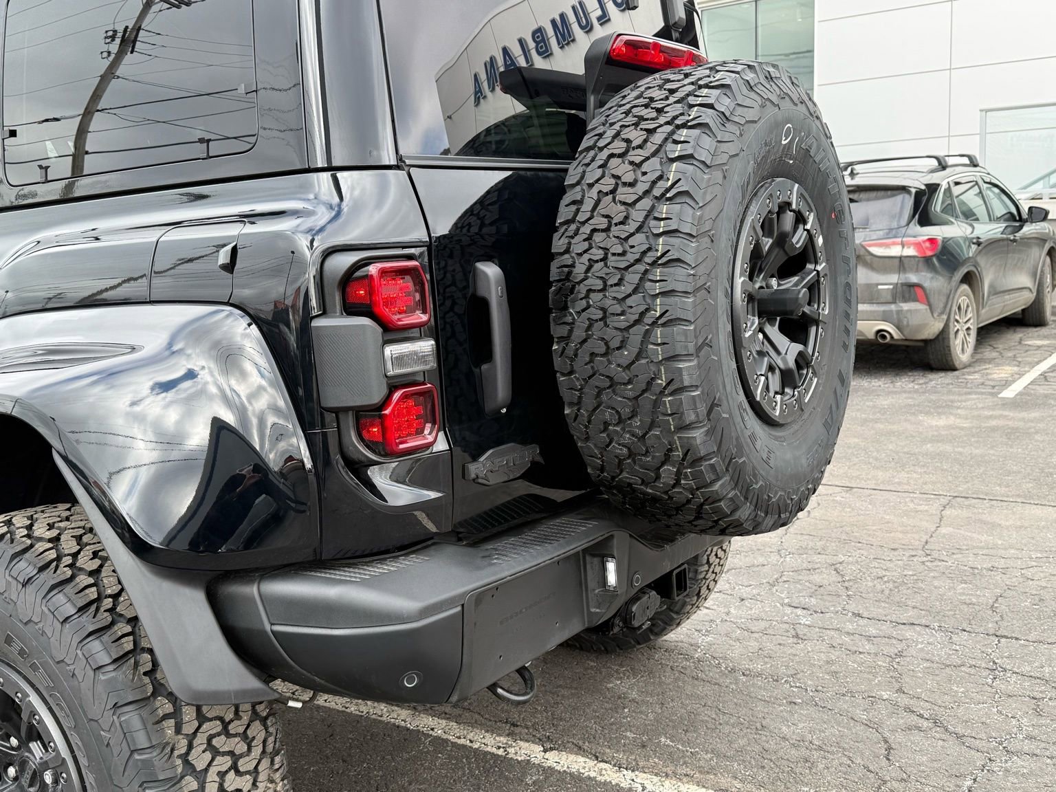 New 2025 Ford Bronco Raptor image 11