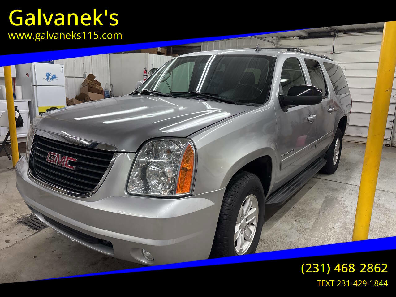 Used 2013 GMC Yukon XL SLT image 1