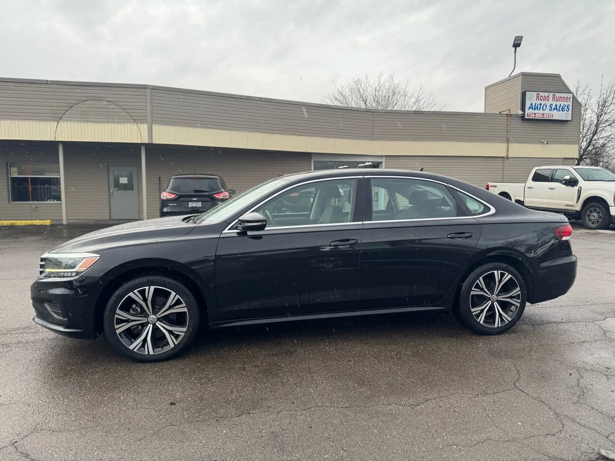 Used 2022 Volkswagen Passat 2.0T SE image 8