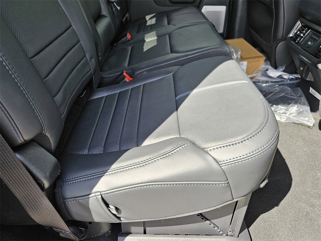 New 2026 Ford F350 Platinum image 35