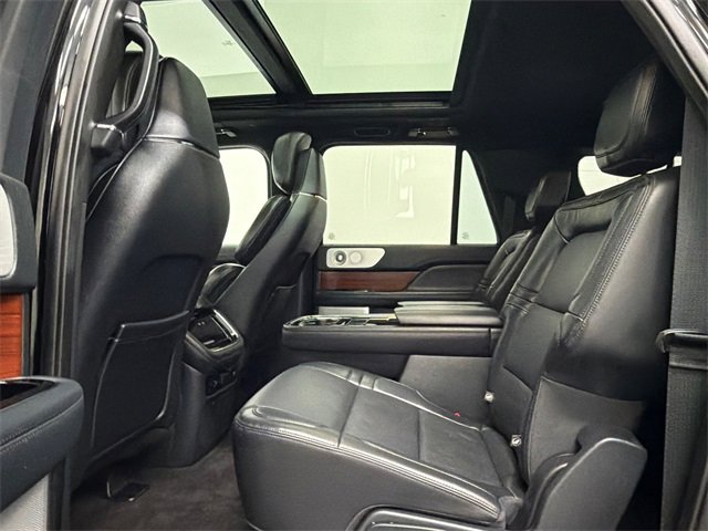 Certified 2022 Lincoln Navigator L Reserve image 21