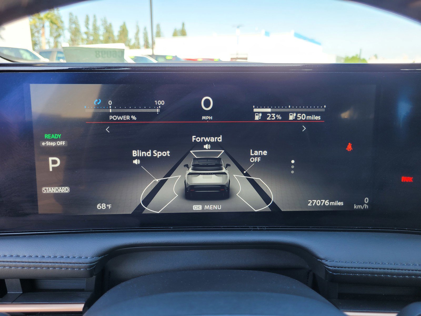 Used 2024 Nissan Ariya AWD image 23