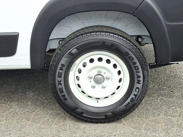 Used 2024 RAM ProMaster 2500 w/ Safety Group image 26
