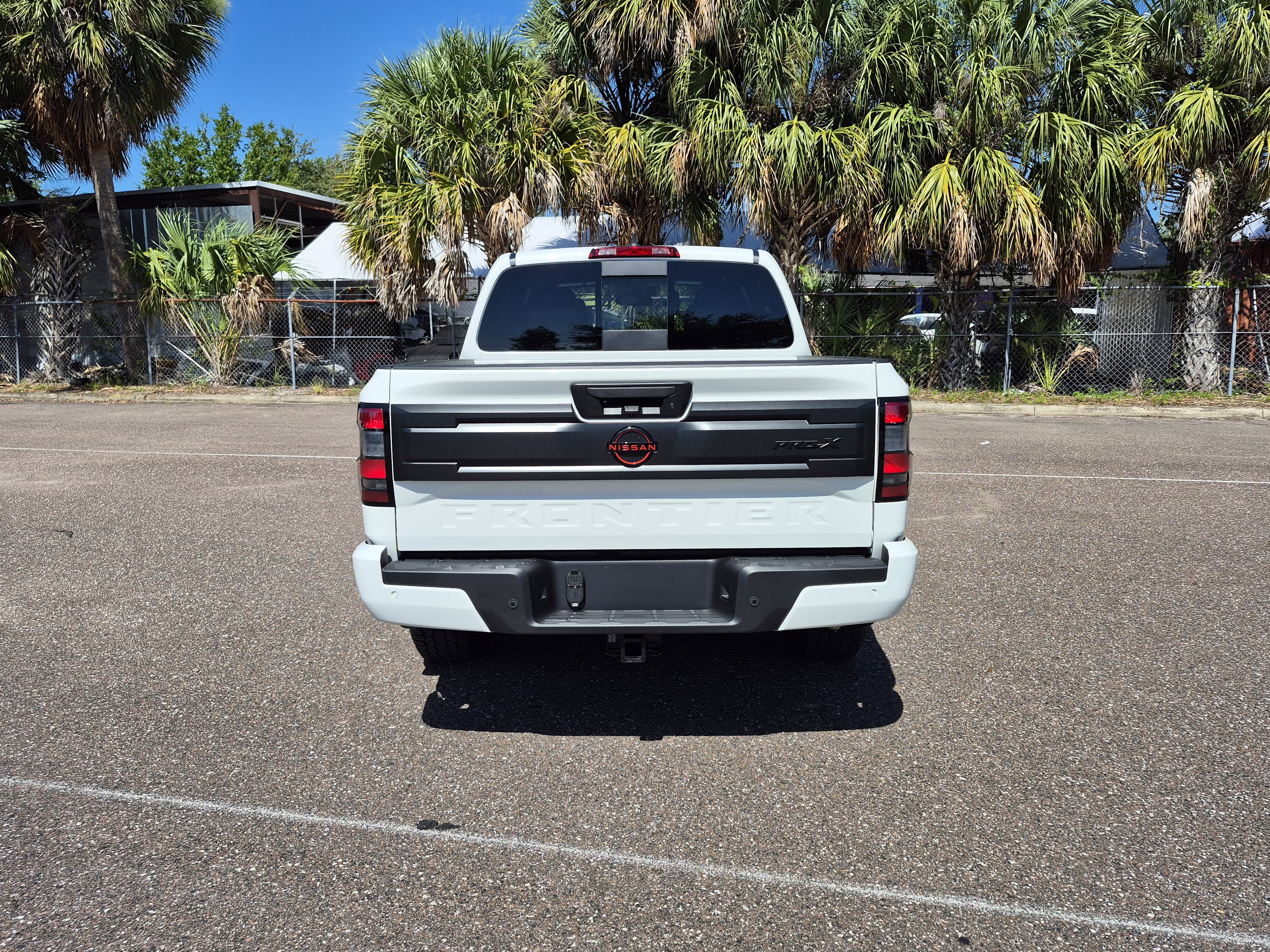 New 2026 Nissan Frontier Pro-X w/ Pro-X Convenience Package RWD image 6