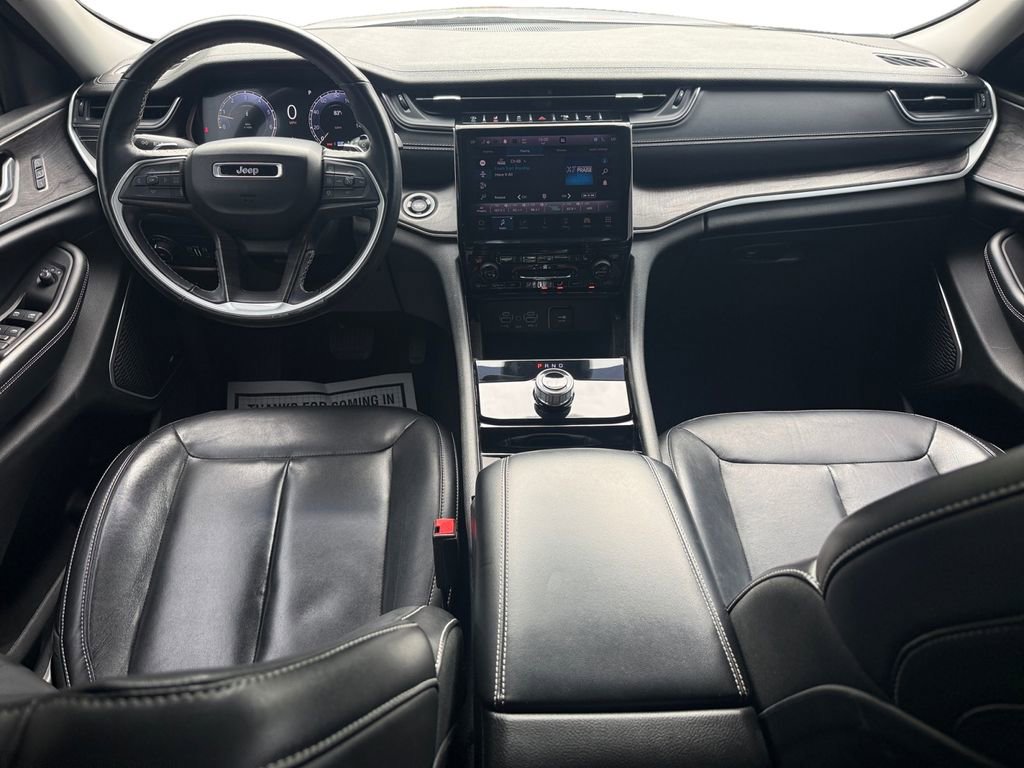 Used 2021 Jeep Grand Cherokee L Limited RWD image 10