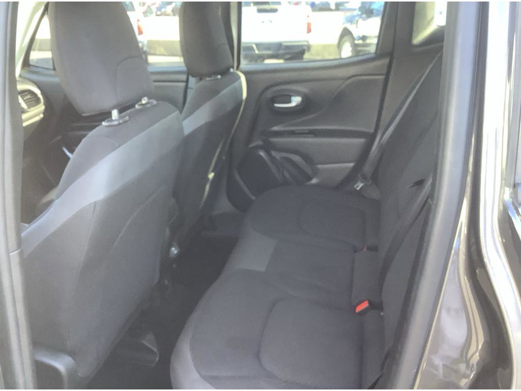 Used 2020 Jeep Renegade Altitude image 10