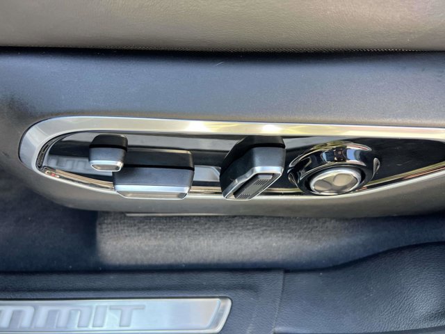 Used 2023 Jeep Grand Cherokee Summit image 18