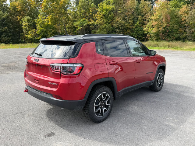 New 2026 Jeep Compass Trailhawk AWD/4WD image 5