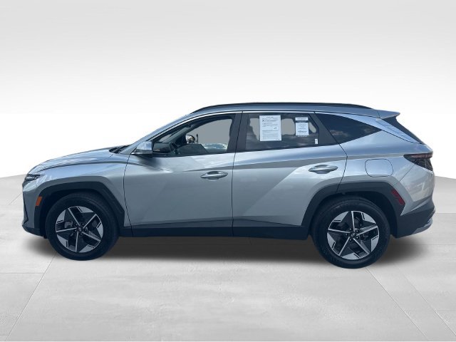Used 2025 Hyundai Tucson SEL FWD image 2