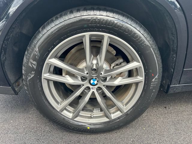 Used 2019 BMW X4 xDrive30i w/ M Sport Package 2 AWD/4WD image 32