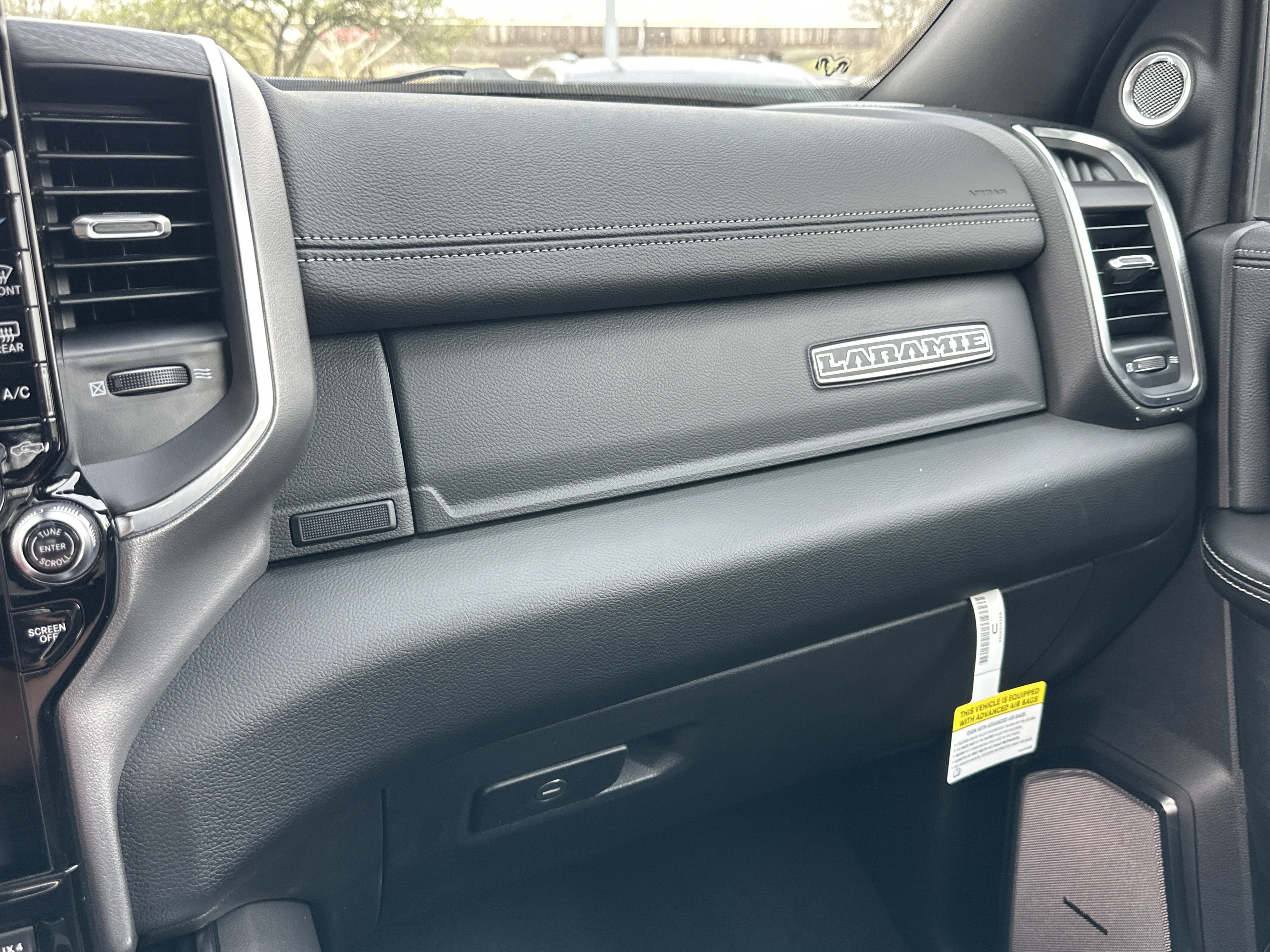 New 2026 RAM 3500 Laramie AWD/4WD image 6