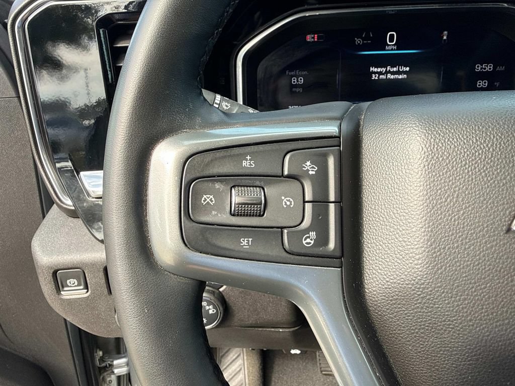 Used 2025 Chevrolet Silverado 1500 LT AWD/4WD image 30