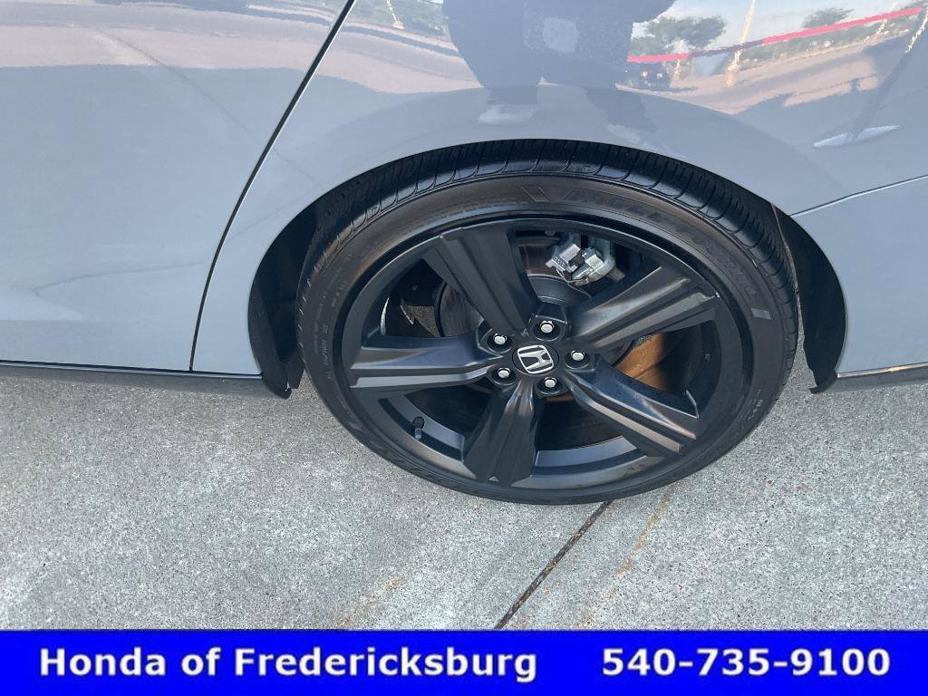 Used 2023 Honda Accord Sport image 11