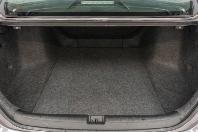 Used 2018 Honda Accord Touring image 14
