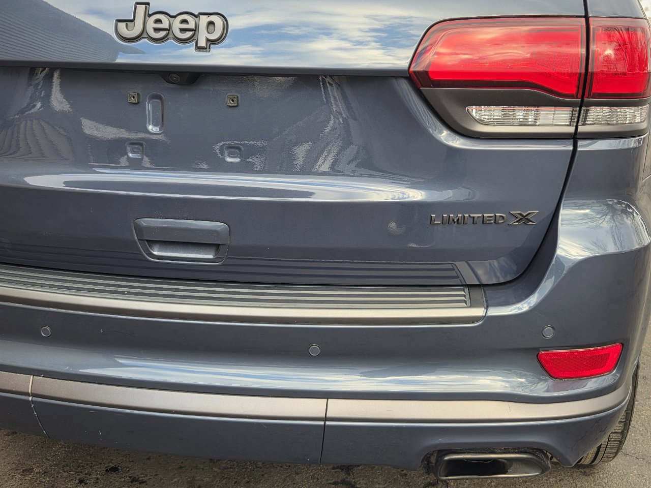 Used 2020 Jeep Grand Cherokee Limited X image 33