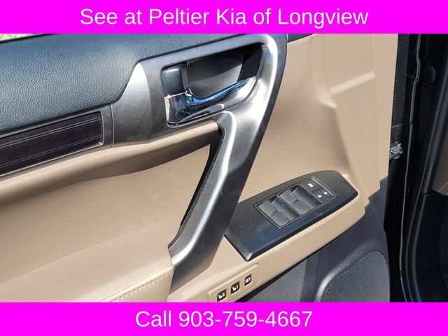 Used 2023 Lexus GX 460 Luxury w/ Sport Design Package AWD/4WD image 17
