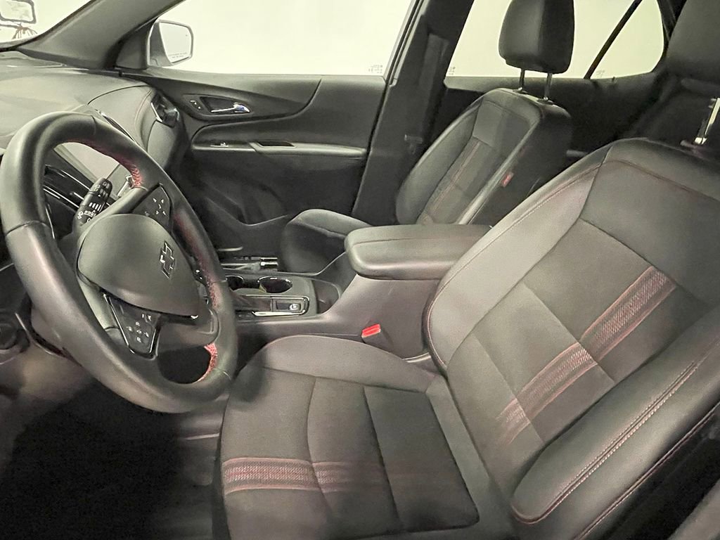 Used 2024 Chevrolet Equinox RS w/ LPO, Floor Liner Package image 3