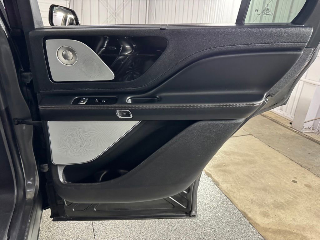 Used 2020 Lincoln Aviator Reserve w/ Equipment Group 201A AWD/4WD image 53