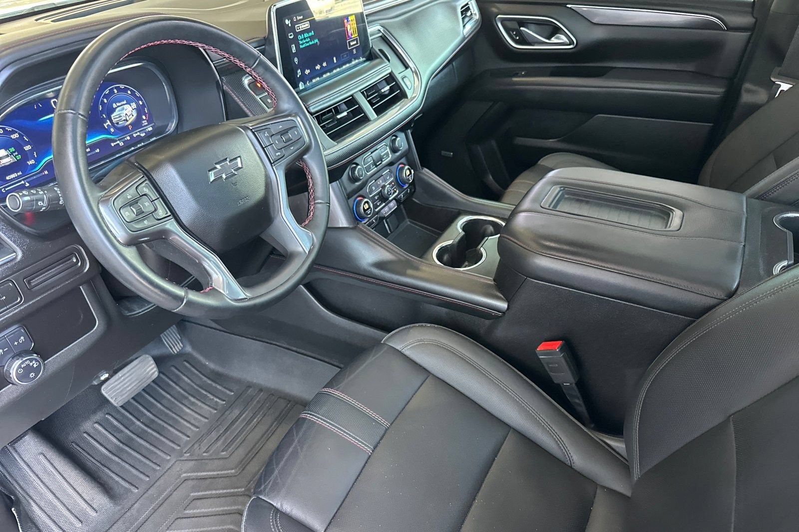 Used 2023 Chevrolet Tahoe RST w/ Luxury Package AWD/4WD image 10