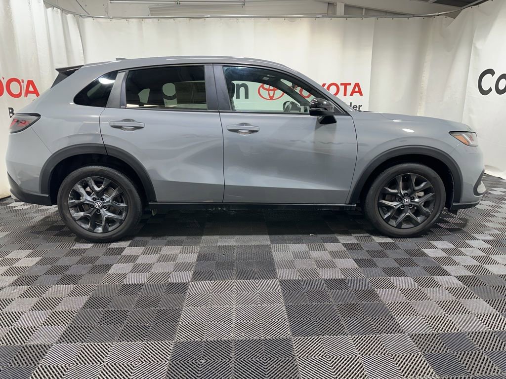 Used 2024 Honda HR-V Sport image 8