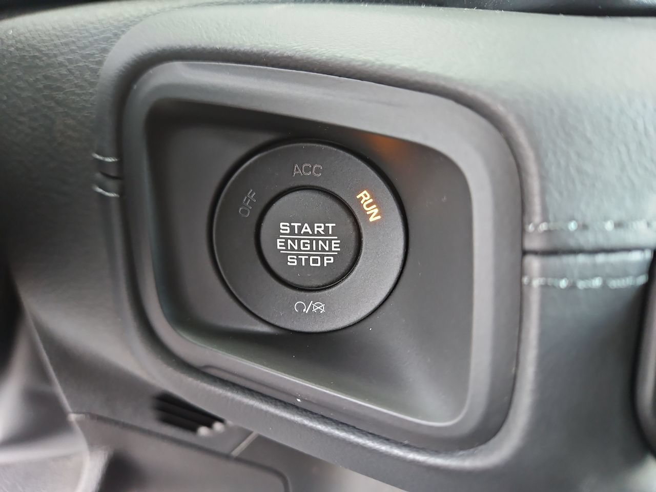 New 2026 Jeep Gladiator Sport AWD/4WD image 27